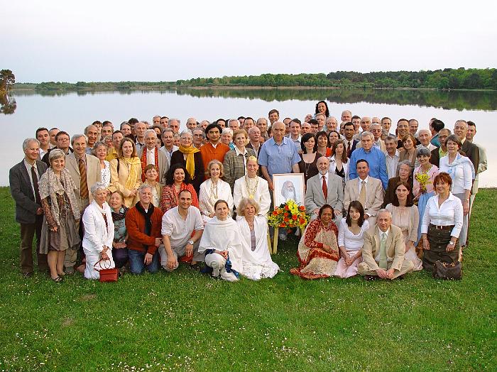 FrenchWPA.jpeg - French World Peace Assembly hosts first visit by Raja Michael Dillbeck and Dr Susie Dillbeck