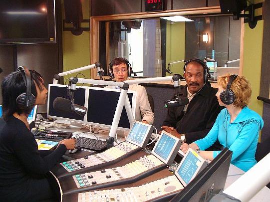 33.jpg - 18 November 2008Invincible South Africa media campaign to educate and answer questions from the public on Maharishi's Consciousness-Based Education Programmes.