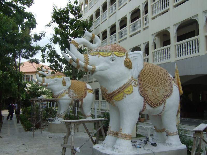 Slide10.jpg - The five-storey classroom contains an elegant dining area, computer room, library, and grand front entrance flanked on either side by large statues of white elephants. In Thailand, white elephants are considered especially auspicious, and are symbols of intelligence, strength, and invincibility. Elephants were ridden by kings of Ayodhya, the ancient capital of Thailand.