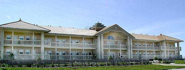R-Hotel.jpg - USA: Hotel built according to the principles of Maharishi Sthapatya Veda.