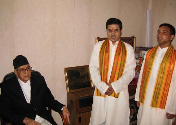 GFC_August_2009.012.jpg - Nepal?s Congress Party President is blessed by the Maharishi Vedic Pandits.