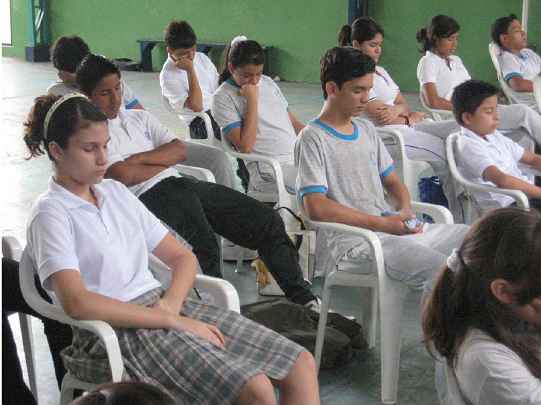 07-Ecuador.jpg - Group pracitce of the Transcendental Meditation Programme. An official of a public secondary school with 500 students expressed interest towards introducing Consciousness-Based Education to his school. He had heard the programme was so well organized and administered, and was producing so much calm, alertness, and orderliness in the students, that he also wanted all of his students to practise the Transcendental Meditation Programme.