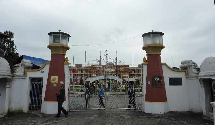 01.jpg - View of Nepali Presidential building.