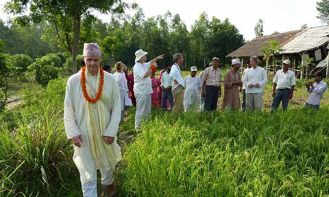 44.jpg - The warm, humid climate and flat landscape of the region are ideal for vigorous plant growth, and projects for Maharishi Vedic Organic Agriculture are taking shape.