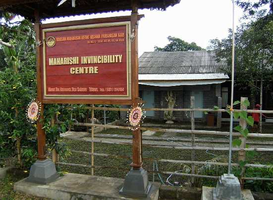 067--MIC-KATIMEMES-TABANAN.jpg - The Maharishi Invincibility Centre in Bali was the main residence during the Indonesia tour for Raja Willem and his wife Lidewij, Mother of the Domain.
