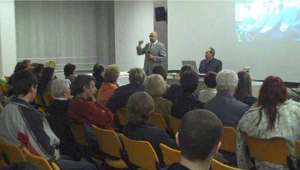 09-326062080.jpg - Audience at a pubic lecture during Raja Felix?s tour of Serbia. Two Teachers of Transcendental Meditation Meditation, Dr  Jozef Viola and Dr Predrag Kovacevic, organized all details perfectly and gave the scheduled lectures with Raja Felix.