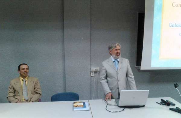 22-IMG072.jpg - Raja Felix gave two lectures at the university in Tuzla to the faculty and students of history and economics.