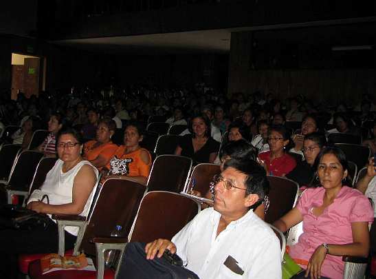 08-Peru.jpg - Following the lecture, 100 proposals were received from schools wishing to implement Consciousness-Based Education.