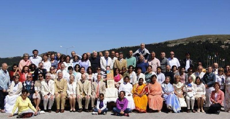 14-Turkey-course.jpg - Eighty practitioners of Transcendental Meditation enjoyed a summer conference in Turkey.