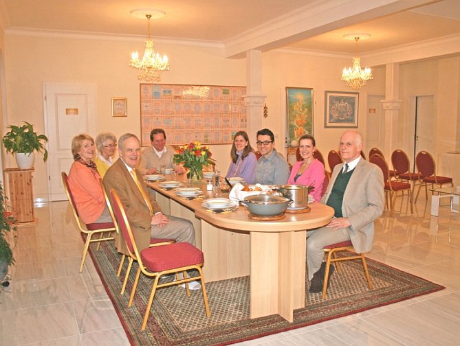 Slide37.jpg - During the two-day visit, the German and English coordinators engaged in a series of fruitful meetings that explored in detail many aspects of the planning, administration, design, and construction of the Erfurt Peace Palace.