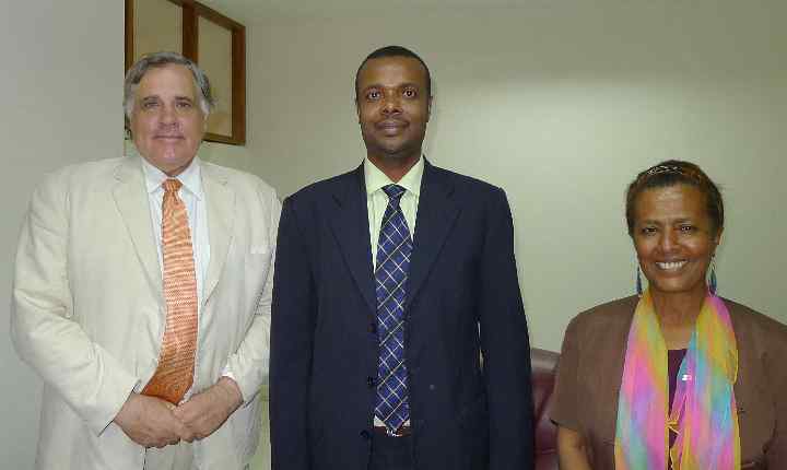 Ethiopia-036.jpg - Dr Morris also met with the Minister of Health of the African Union Commission that is based in Addis Ababa.