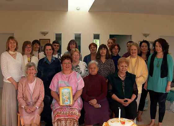 08_NewZealand_01.jpg - Initial Celebration of the incorporation of the Global Mother Divine Organization in New Zealand. 2010 is the second year since the organization's incorporation and the beginning of its diverse activities, including seven GMDO one-day courses, as well as monthly full moon celebrations for ladies.