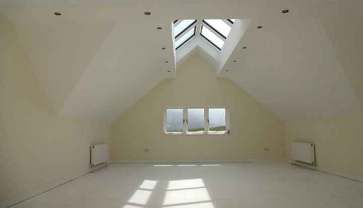 029Ire.jpg - 27 August 2014 The top floor of the building, with skylights above and a set of windows each end allows a great deal of natural light to enter to enter the building. The overall building design is in tune with that of the local architecture.