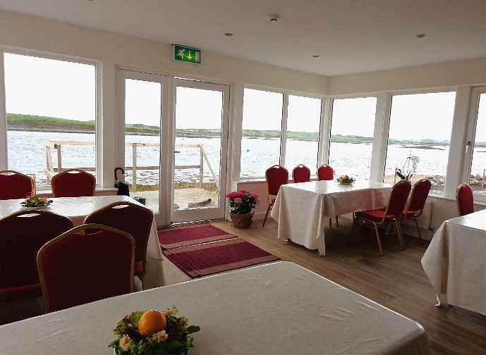 22bIre.jpg - 27 August 2014 The 180-degree view of the environment from inside the dining room is a vista guests will enjoy again and again during meals.