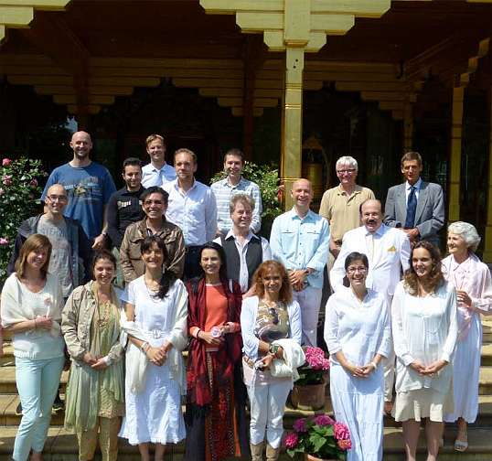 16.jpg - 17 July 2013Some of the 40 Italians who learned the advanced Transcendental Meditation-Sidhi programme during 2013 in Voldrop, Holland.