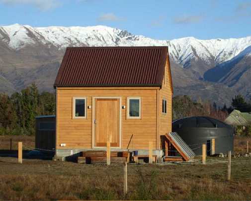 13-Wanaka-cabin.jpg - An example of a small Vastu cabin in rural New Zealand.