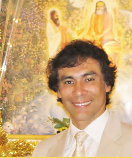 JavierOrtiz.jpg - Dr Javier Ortiz Cabrejos, National Leader of the Transcendental Meditation Institute for Peru.