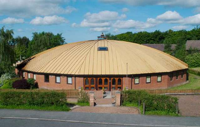 03-MES-Dome.jpg - The essential centre of the community of Yogic Flyers in Skelmersdale, Yorkshire, where Maharishi?s Transcendental Meditation Sidhi Programme is practised.