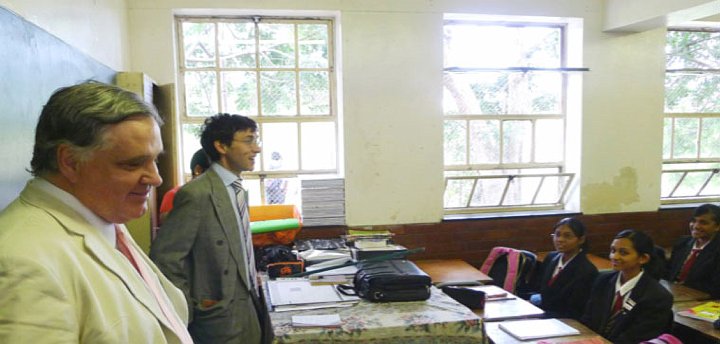 SAfricaDurban3.jpg - Dr Bevan Morris, left, and Dr Taddy Blecher, National Director of Consciousness-Based Education South Africa, talks with a class in a Durban Maharishi school.