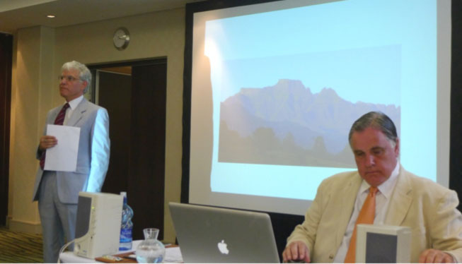 CapeTown07.jpg - Nigel Khan, who with his wife Dori organized the Cape Town tour, introduced Dr Morris as he prepared to give his third all day seminar of the South Africa tour.
