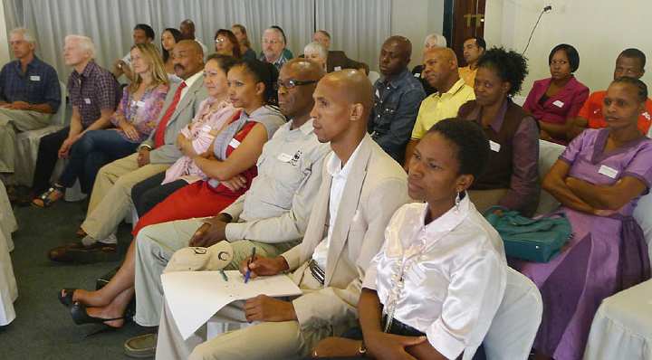 SouthAfrica077.jpg - The seminar included inspiring presentations from Dr Morris totaling almost 5 hours, punctuated with a delicious lunch and tea breaks.