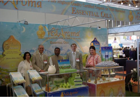06-VedaromaShow.jpg - The complete line of Maharishi VedAroma products was featured at a recent trade show in Europe. VedAroma essential oils balance and enliven the body?s self-healing mechanisms.