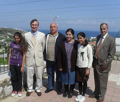 35-Barre-with-organizers.jpg - Dr Ashley Dears with organizers of presentations on the Transcendental Meditation Programme in Izmir, Turkey. On the right is a teacher of TM for Izmir, Dr Barre.