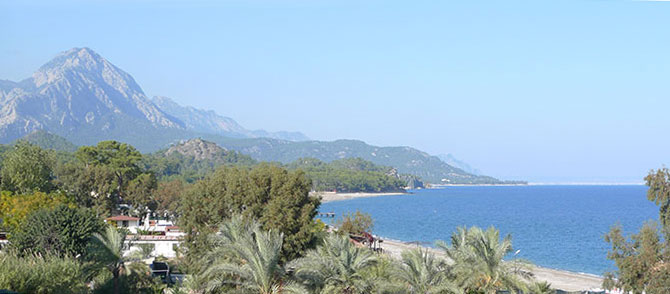 009.jpg - A view from the Akka Antendon resort of the Taurus Mountains and Mediterranean Sea.